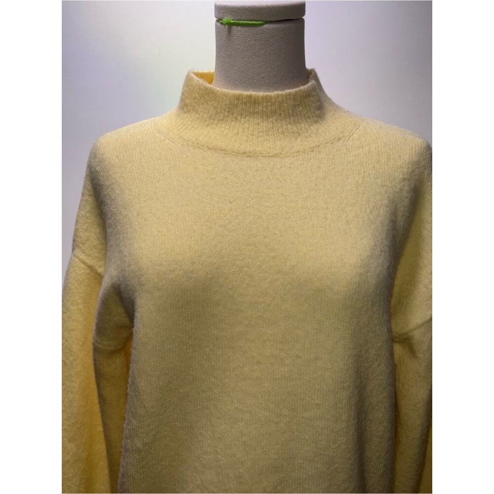 & Other Stories Light Yellow Mock Turtleneck Sweater Size XS - Picture 2 of 10